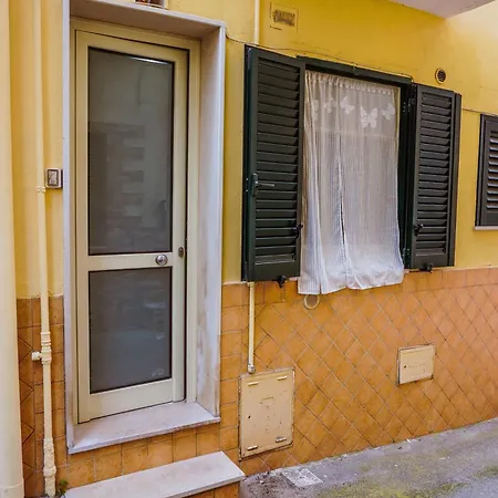 Graziosa Casa In Zona Centrale Latratino Gaeta Exterior photo